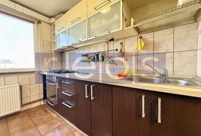 Apartament cu 3 camere semidecomandat, mobilat în Ozana - 12