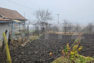 Casă cu 4 camere cu Teren 976 Mp în Luna - 6