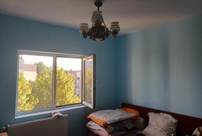 Vand apartament 3 camere decomandat, Giurgiu - 10