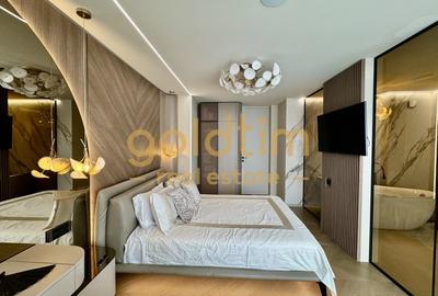 SUPERB/ PENTHOUSE MOBILAT SI UTILAT/ 3 PARCARI/ TERASA 70 mp - 1