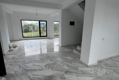 Duplex cu 4 camere cu Canalizare în Albert - 10