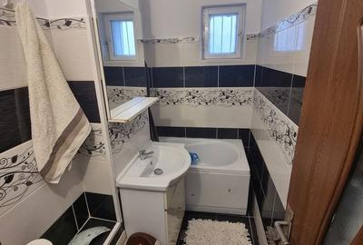 Garsonieră decomandată în Central - 2