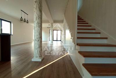 Duplex cu 4 camere cu Canalizare în Moșnița Nouă - 1