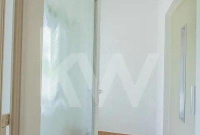 Casă cu 15 camere cu Canalizare în Central - 2