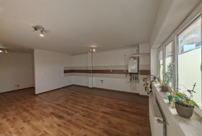 Apartament 2 camere, loc de parcare in subteran Apartament 2 camere, loc de parcare in subteran - 4