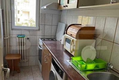 Apartament cu 2 camere, 40 mp, zona Podu Ros - 5