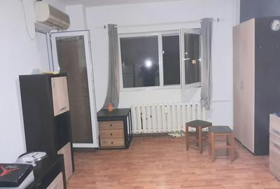 Iancului, Avrig, 5 min de metrou, dec, bloc 1981, gen mixt, mob utilata - 4