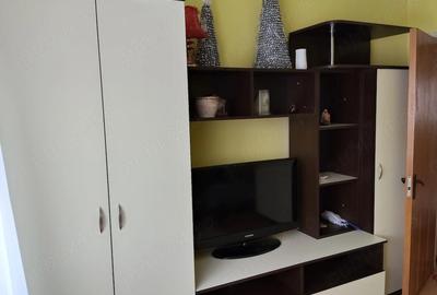 Apartament cu 3 camere decomandat, mobilat în Zimbru - 2
