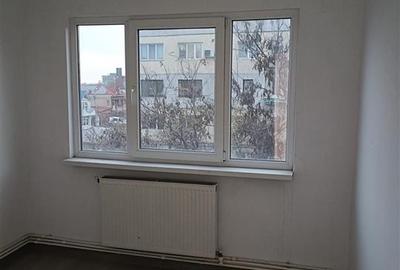 Apartament cu 2 camere semidecomandat în Apollo - 2