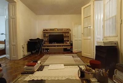 Apartament cu 3 camere semidecomandat în Iosefin - 4