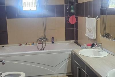 Casă cu 6 camere în Săcălaz - 6