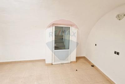 Spatiu ultracentral versatil - activitati comerciale sau depozit - 3