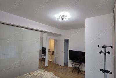 Casă cu 6 camere cu Teren 297 Mp în 1 Decembrie - 8