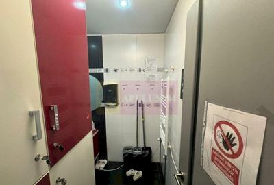 Spațiu comercial, de 120 mp, în Decebal - 10