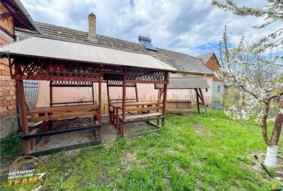 Casă cu Canalizare în Central - 14