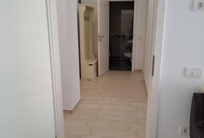 Proprietar / persoana fizica , vand apartament cu doua camere de 51 m2 utili , d - 9
