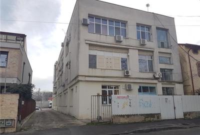 Spațiu comercial, de 750 mp, în Militari - 9