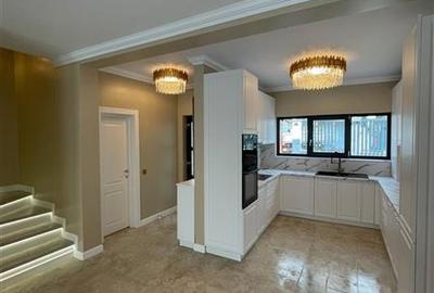 Duplex cu 4 camere cu Canalizare în Iris - 4