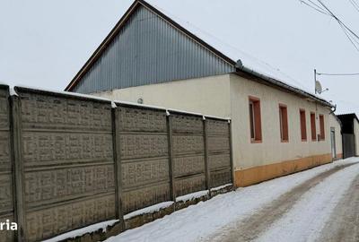 Casă cu 5 camere cu Teren 458 Mp în Podgoria - 2