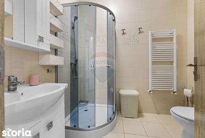 Apartament cu 3 camere semidecomandat, mobilat în UTA - 1