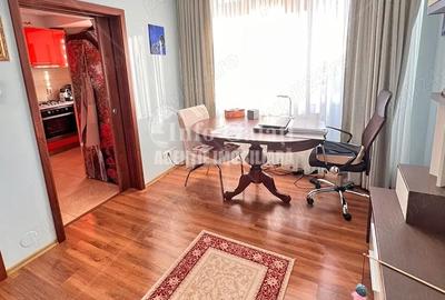 Apartament cu 3 camere decomandat în Central - 1