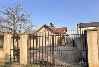 Casă cu Teren 737 Mp în Vadu Pașii - 3