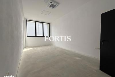 Spațiu comercial, de 16 mp, în Central - 5