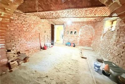 Apartament cu 3 camere la casa in zona centrala din Sibiu - 16