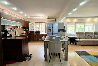 Apartament cu 4 camere decomandat în Baicului - 17