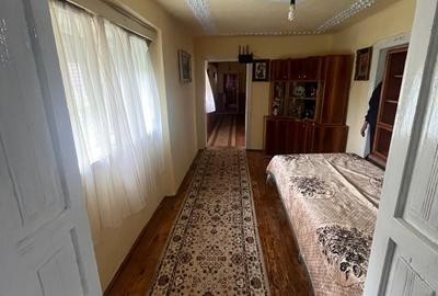 Casă cu 4 camere în Călugări - 4