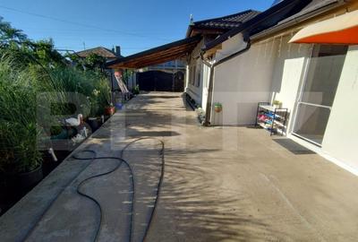 Casa la strada in Lipovu, renovata recent, 850 mp curte - 9