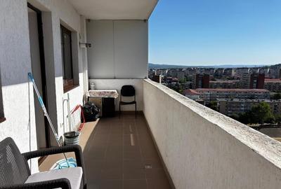 Apartament cu 3 camere decomandat, mobilat în Central - 16
