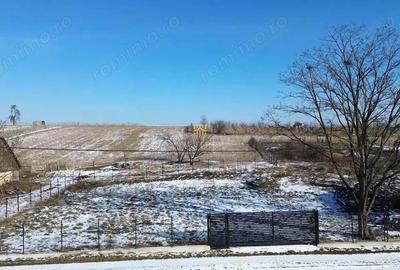 Teren de 2000 mp, în Liteni (Moara) - 2