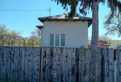 Casă cu 3 camere în Podenii Noi - 1