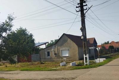 Casă cu 2 camere cu Teren 712 Mp în Șofronea - 7