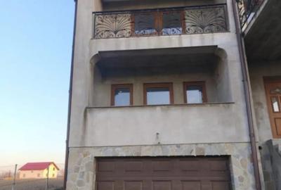 Casă cu 7 camere cu Teren 2500 Mp în Marginea - 15