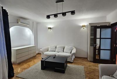 Apartament cu 2 camere decomandat în Școlilor - 1