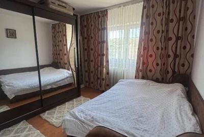 Apartament cu 2 camere, decomandat, zona Galata - 3