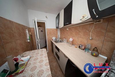 Apartament cu 2 camere semidecomandat în Babadag - 8