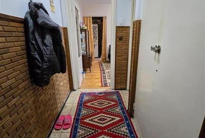 Alexandru cel Bun - 3 camere cu geam la baie - 4