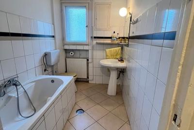 Vanzare 4 camere in vila Piata Izvorul Rece, - 2