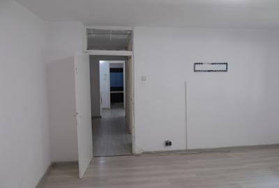 Apartament cu 2 camere decomandat în Steaua - 3