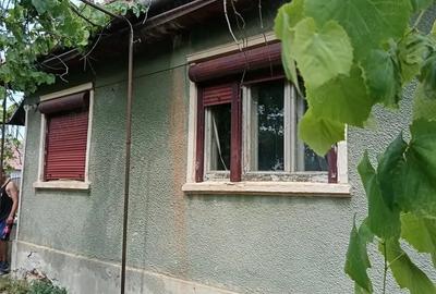 Casa ?i gradina 2100 mp Casa ?i gradina 2100 mp - 2