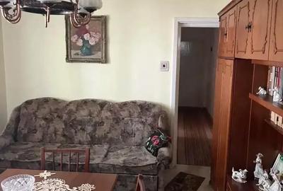 Apartament cu 3 camere semidecomandat în Șagului - 2