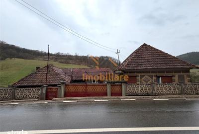 Casă cu 4 camere cu Teren 2846 Mp în Aștileu - 19