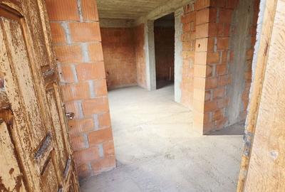 Casă cu 4 camere în Păulești - 7