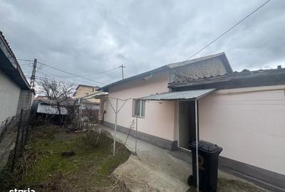 Casă cu 3 camere în Uiești - 17