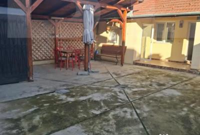 Casă cu 4 camere cu Teren 264 Mp în Central - 10