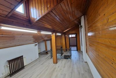 Casă cu 3 camere cu Teren 50 Mp în Central - 11