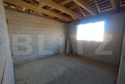 Casa cu 4 camere, 153 mp utili, teren 1000 mp extravilan, ut - 19